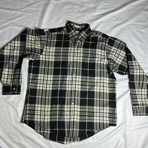 Donegal traditional button down size L never press